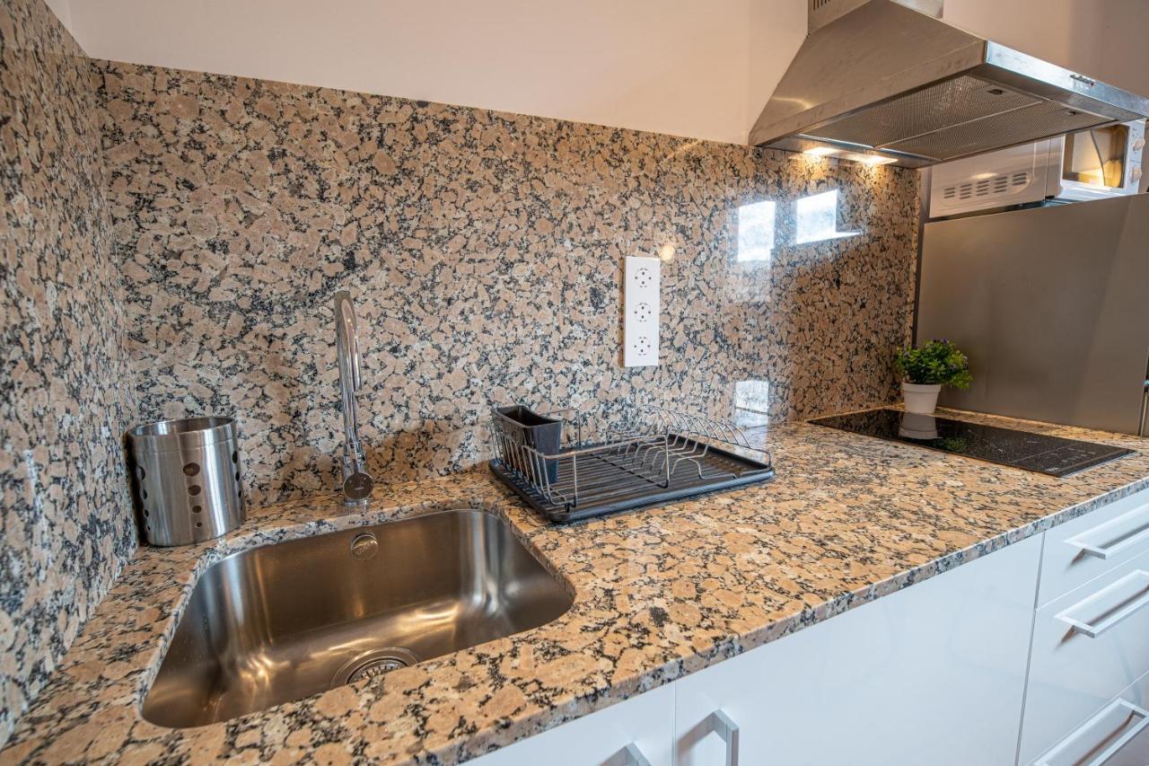Apartamento 2 En La Muralla Romana Junto A La Catedral Tarragona Kültér fotó