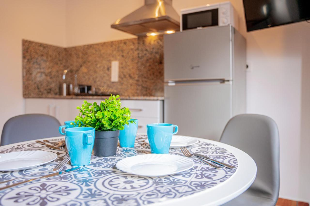 Apartamento 2 En La Muralla Romana Junto A La Catedral Tarragona Kültér fotó