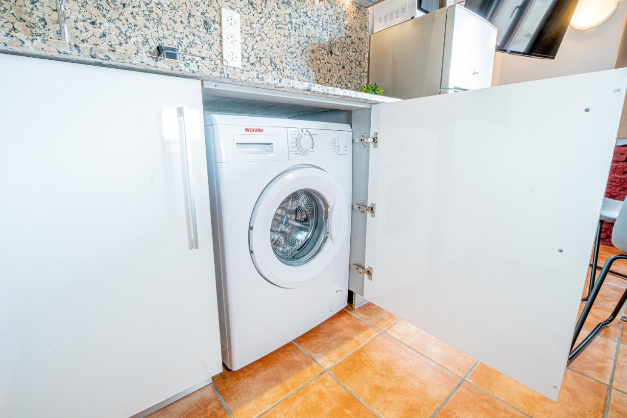 Apartamento 2 En La Muralla Romana Junto A La Catedral Tarragona Kültér fotó