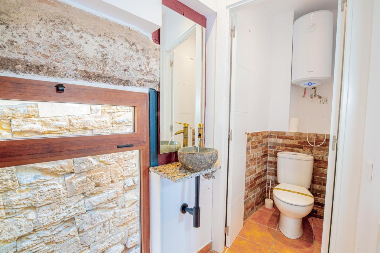 Apartamento 2 En La Muralla Romana Junto A La Catedral Tarragona Kültér fotó